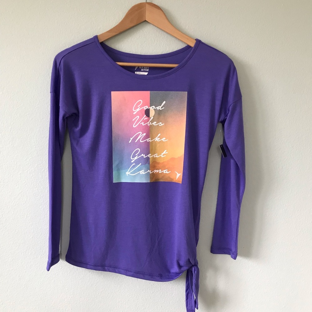 Old Navy Active Long Sleeve Side Tie Shirt